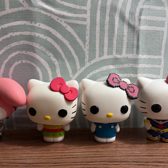 SANRIO Funko Pop Bundle - Picture 3 of 7